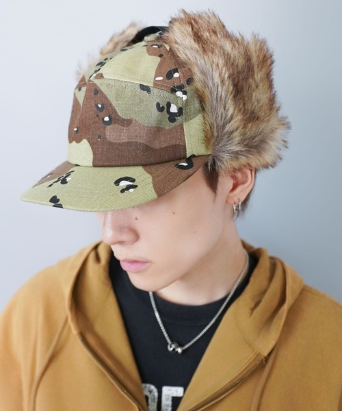 SPINNS（スピンズ）の「2WAYコットンフライトキャップ/防寒/耳当て付き/カモフラージュ柄/ユニセックス（キャップ・メンズ・ベージュ/グリーン系その他/ブラック/ベージュ系その他・ONESIZE）」の12枚目の写真