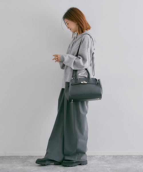 U by SPICK&SPAN（ユーバイスピックアンドスパン）の「FLUFFYボタンアップフーディー（ニット/セーター・レディース・グレー/ホワイト・FREE）」の14枚目の写真