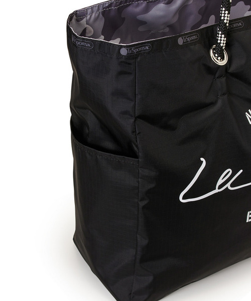 LeSportsac(レスポートサック)の「LARGE 2 WAY TOTE 2ウェイブラック/グレーカモ(トートバッグ・レディース・ブラック・FREE)」の8枚目の写真