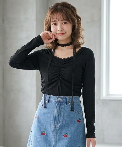 DIP IN CHOCOLATE(ディップインチョコレート)の「レースタイ付きトップス【DIP IN CHOCOLATE】(Tシャツ/カットソー・レディース・ブラック/ホワイト/レッド/ブラウン・F)」の2枚目の写真