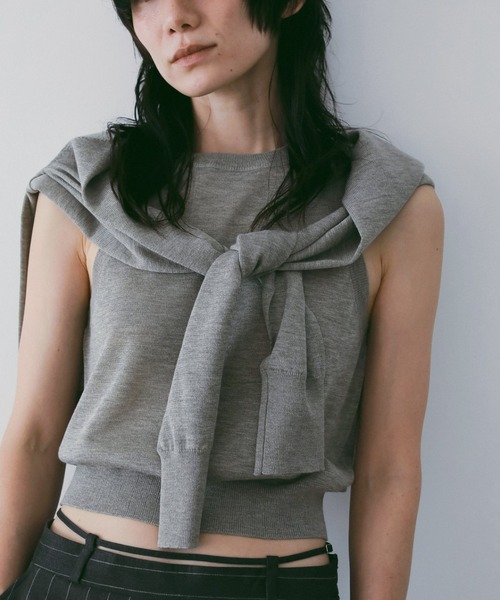 anuke（アンヌーク）の「Highgauge Sheer Cardigan（カーディガン/ボレロ・レディース・ブラウン/ピンク/グレイッシュベージュ・FREE）」の3枚目の写真