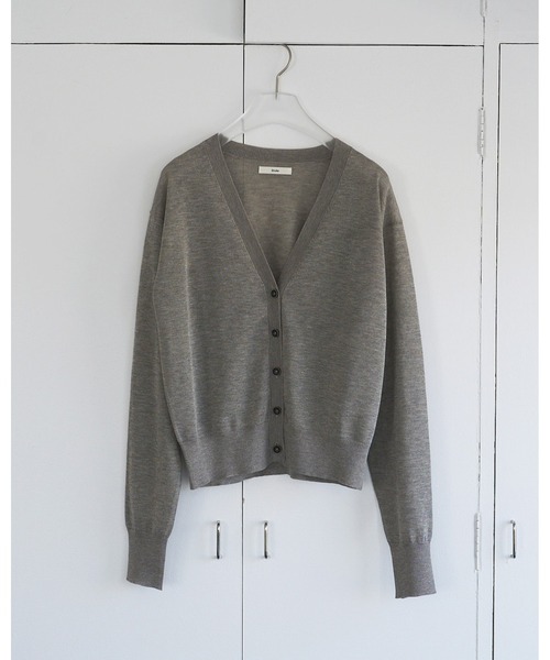 anuke（アンヌーク）の「Highgauge Sheer Cardigan（カーディガン/ボレロ・レディース・ブラウン/ピンク/グレイッシュベージュ・FREE）」の17枚目の写真