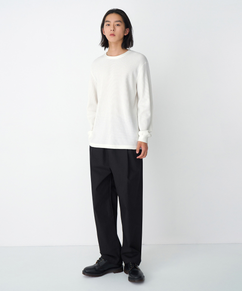 MUSINSA STANDARD（ムシンサスタンダード）の「コットンルーズテーパードバンディングパンツ[ブラック]（その他パンツ・メンズ・その他・34/32/30/26/28/40/38/42/36）」の2枚目の写真