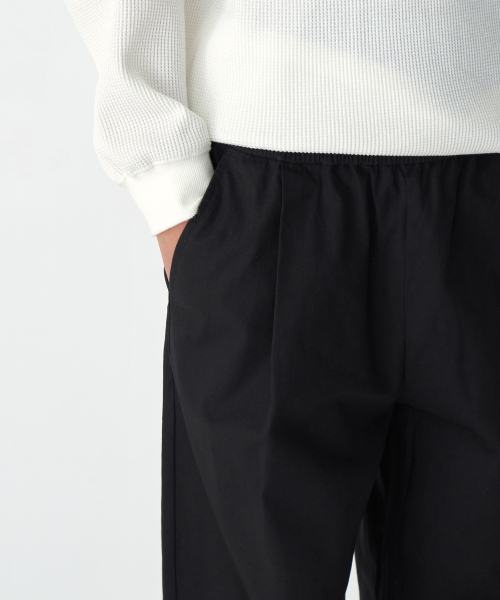 MUSINSA STANDARD（ムシンサスタンダード）の「コットンルーズテーパードバンディングパンツ[ブラック]（その他パンツ・メンズ・その他・34/32/30/26/28/40/38/42/36）」の7枚目の写真
