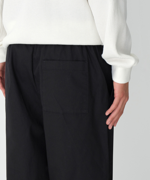 MUSINSA STANDARD（ムシンサスタンダード）の「コットンルーズテーパードバンディングパンツ[ブラック]（その他パンツ・メンズ・その他・34/32/30/26/28/40/38/42/36）」の8枚目の写真