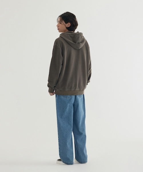 COVERNAT（カバーナット）の「PIGMENT ARCH LOGO HOODIE ZIP-UP（パーカー・メンズ・ブラウン/ネイビー/ライトパープル・X-LARGE/LARGE/MEDIUM/SMALL/XX-LARGE/X-SMALL）」の6枚目の写真