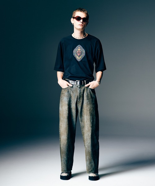 glamb(グラム)の「Stained Glass T-Shirt II / ステンドグラスTシャツⅡ(Tシャツ/カットソー・メンズ・ホワイト/ブラック/ブルー・S/M/L)」の13枚目の写真