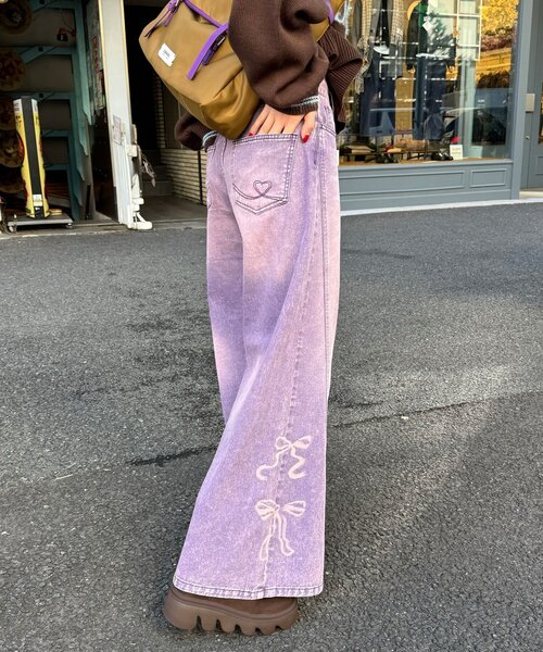 CIAOPANIC（チャオパニック）の「リボン抜染プリントデニムパンツ（デニムパンツ・レディース・ブルー/キャメル/パープル・X-SMALL/SMALL/MEDIUM）」の12枚目の写真