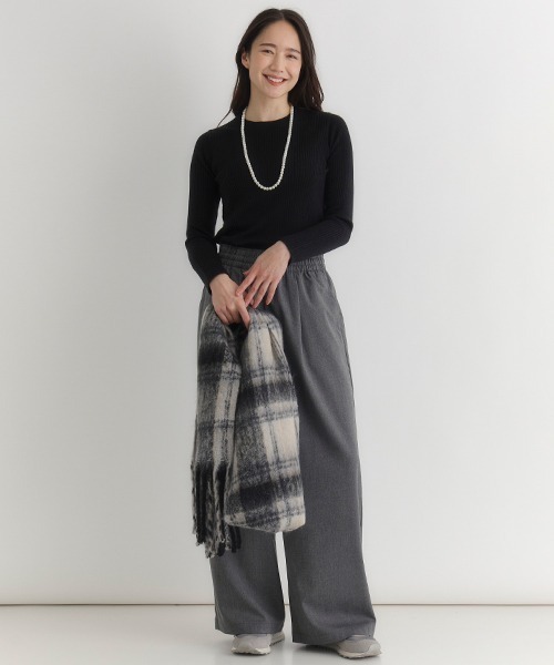 Right-on（ライトオン）の「【HONEYSUCKLE ROSE】もちもちハイネックセーター (リブ編み / 保温性 / 女性らしさ / デイリースタイル)（ニット/セーター・レディース・オフホワイト/グレー/ブルー/ブラック×ホワイト/レッド/ブラック・M/L/S）」の15枚目の写真