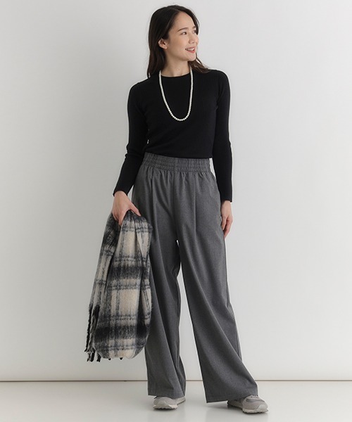 Right-on（ライトオン）の「【HONEYSUCKLE ROSE】もちもちハイネックセーター (リブ編み / 保温性 / 女性らしさ / デイリースタイル)（ニット/セーター・レディース・オフホワイト/グレー/ブルー/ブラック×ホワイト/レッド/ブラック・M/L/S）」の16枚目の写真