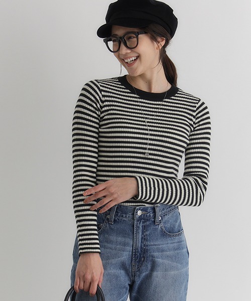 Right-on（ライトオン）の「【HONEYSUCKLE ROSE】もちもちハイネックセーター (リブ編み / 保温性 / 女性らしさ / デイリースタイル)（ニット/セーター・レディース・オフホワイト/グレー/ブルー/ブラック×ホワイト/レッド/ブラック・M/L/S）」の17枚目の写真