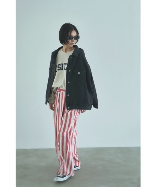 marjour(マージュール)の「OVERSIZED DENIM JACKET(デニムジャケット・レディース・ブラック/ブルー・M)」の22枚目の写真