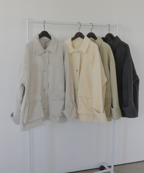 薄いグレーかかった白　カバーオール ジッパー付き セール】モッサミドルカバーオール（テーラードジャケット）｜hellam