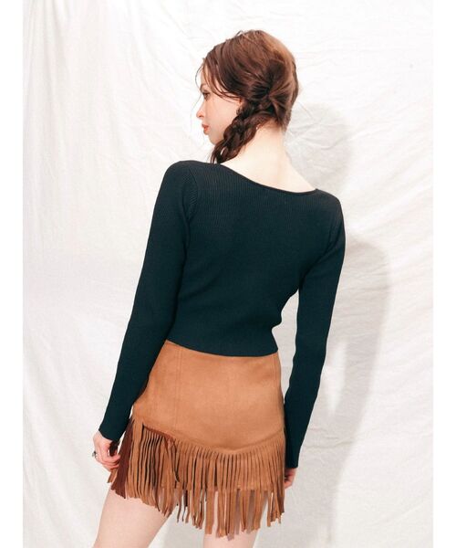 EVRIS（エヴリス）の「フェイクスウェードフリンジスタッズミニスカート【セットアップ着用可能】（スカート・レディース・ブラック/ブラウン・MEDIUM/SMALL）」の4枚目の写真