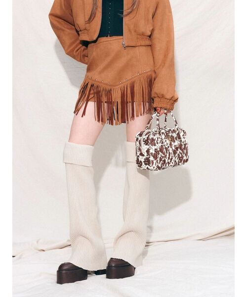 EVRIS（エヴリス）の「フェイクスウェードフリンジスタッズミニスカート【セットアップ着用可能】（スカート・レディース・ブラック/ブラウン・MEDIUM/SMALL）」の5枚目の写真