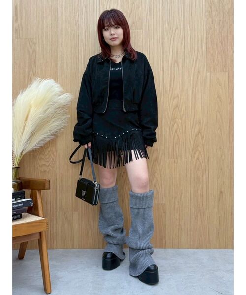 EVRIS（エヴリス）の「フェイクスウェードフリンジスタッズミニスカート【セットアップ着用可能】（スカート・レディース・ブラック/ブラウン・MEDIUM/SMALL）」の6枚目の写真