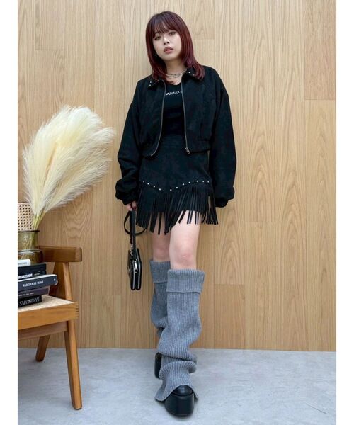 EVRIS（エヴリス）の「フェイクスウェードフリンジスタッズミニスカート【セットアップ着用可能】（スカート・レディース・ブラック/ブラウン・MEDIUM/SMALL）」の7枚目の写真