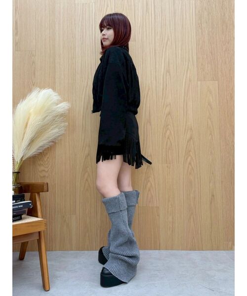 EVRIS（エヴリス）の「フェイクスウェードフリンジスタッズミニスカート【セットアップ着用可能】（スカート・レディース・ブラック/ブラウン・MEDIUM/SMALL）」の9枚目の写真