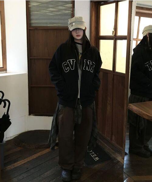 MASSNOUN(マスノウン)の「アンメジャードロゴツーピンタックスウェットパンツMFITP001-BK(スウェットパンツ・レディース・その他・MEDIUM/LARGE/X-LARGE)」の14枚目の写真