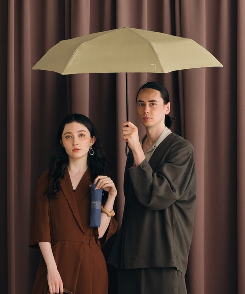 Wpc.(ダブリュピーシー)の「Wpc. classic SHAPE-MEMORY UMBRELLA 雨傘 折りたたみ 形状記憶(折りたたみ傘・メンズ・ネイビー/ベージュ/ブラック/ブルーグレー・FREE)」の3枚目の写真