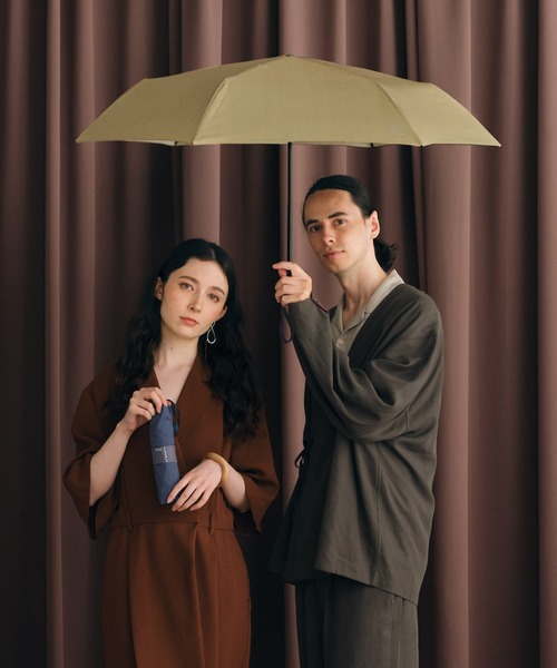Wpc.(ダブリュピーシー)の「Wpc. classic SHAPE-MEMORY UMBRELLA 雨傘 折りたたみ 形状記憶(折りたたみ傘・メンズ・ネイビー/ベージュ/ブラック/ブルーグレー・FREE)」の14枚目の写真