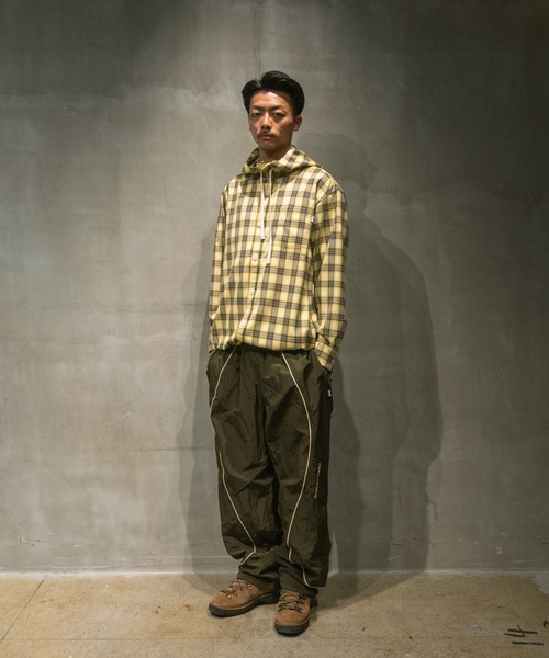 Chocolate Jesus (チョコレートジーザス )の「CJ HOODED SHIRT(シャツ/ブラウス・メンズ・ホワイト/イエロー/ベージュ・X-LARGE/LARGE/MEDIUM/SMALL)」の11枚目の写真