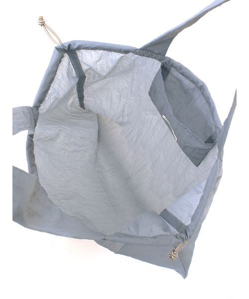 UNDERSON UNDERSON(アンダーソン アンダーソン)の「シアー巾着BAG(ハンドバッグ・レディース・レッド/ブルー/ブラック・F)」の15枚目の写真