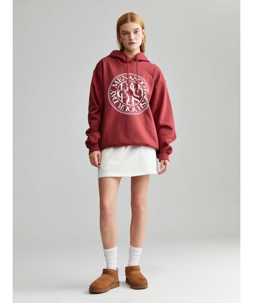 MENASOO(ミナス)の「UNISEX CIRCLE LOGO HOODIE_RED(パーカー・レディース・レッド・1/2)」の2枚目の写真