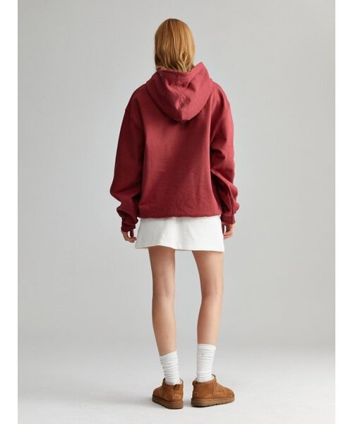 MENASOO(ミナス)の「UNISEX CIRCLE LOGO HOODIE_RED(パーカー・レディース・レッド・1/2)」の5枚目の写真