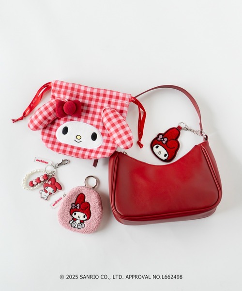 archives（アルシーヴ）の「マイメロディチャーム付きバッグ（ショルダーバッグ・レディース・レッド・FREE）」の2枚目の写真