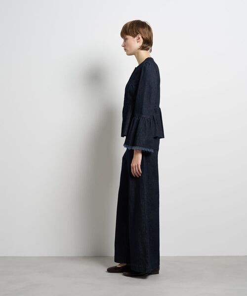 LANVIN en Bleu（ランバンオンブルー）の「デニムペプラムジャケット（その他アウター・レディース・ネイビー・36/38/40）」の3枚目の写真