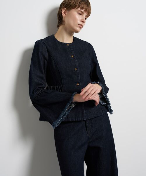 LANVIN en Bleu（ランバンオンブルー）の「デニムペプラムジャケット（その他アウター・レディース・ネイビー・36/38/40）」の5枚目の写真