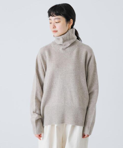 かぐれ（カグレ）の「ハミルトンタートルニット（ニット/セーター・レディース・オートミール/レッド/チャコールグレー・FREE）」の10枚目の写真