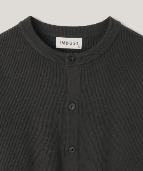 INDUST(インダスト)の「エッセンシャルラウンドニットカーディガン_ブラック(カーディガン/ボレロ・レディース・ブラック・2(M)/3(L))」の6枚目の写真