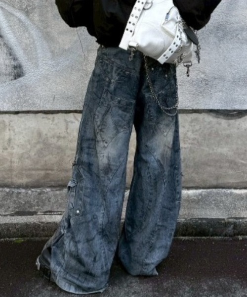 RICH(リッチ)の「【RICH】Knight Wide Dirty Washed Pants / 【リッチ】リベットダーティーウォッシュバルーンデニムパンツ(デニムパンツ・メンズ・ブルー・01/02)」の13枚目の写真