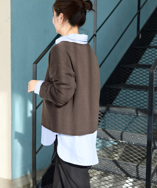 JOURNAL STANDARD（ジャーナルスタンダード）の「MUSIC クルーネックプルオーバー（ニット/セーター・レディース・ブラウン/アーミー/ネイビー/ブルー・FREE）」の12枚目の写真