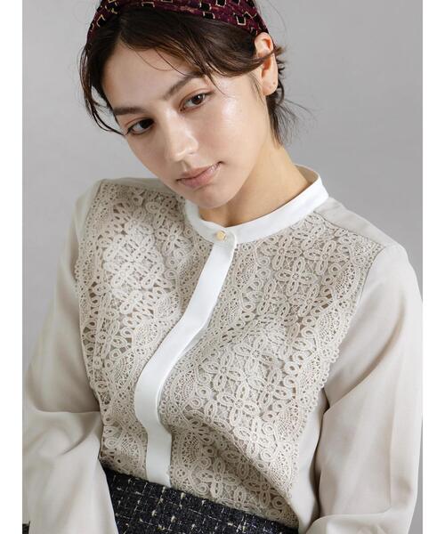 Te chichi（テチチ）の「【WEB限定カラーあり】フロントレースブラウス（シャツ/ブラウス・レディース・グレー/ネイビー/オフホワイト・F）」の2枚目の写真