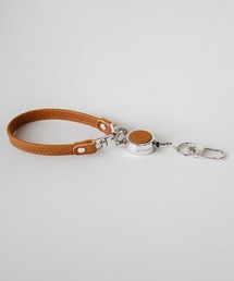 LEZALI（レザリ）の「LEZALI リール付きレザーキーホルダー（キーホルダー）」