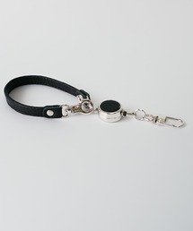 LEZALI（レザリ）の「LEZALI リール付きレザーキーホルダー（キーホルダー）」