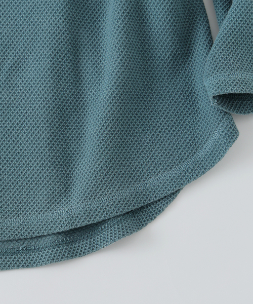 JOURNAL STANDARD relume（ジャーナルスタンダード　レリューム）の「製品染め バックピケ ヘンリーネック 7分袖 Tシャツ（Tシャツ/カットソー・メンズ・ナチュラル/グリーン系その他/ピンク系その他・LARGE/MEDIUM）」の11枚目の写真