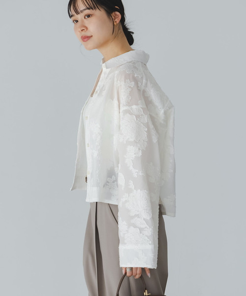 Noble（ノーブル）の「フラワージャガードショートシャツ（シャツ/ブラウス・レディース・ホワイト/サックスブルー・FREE）」の9枚目の写真