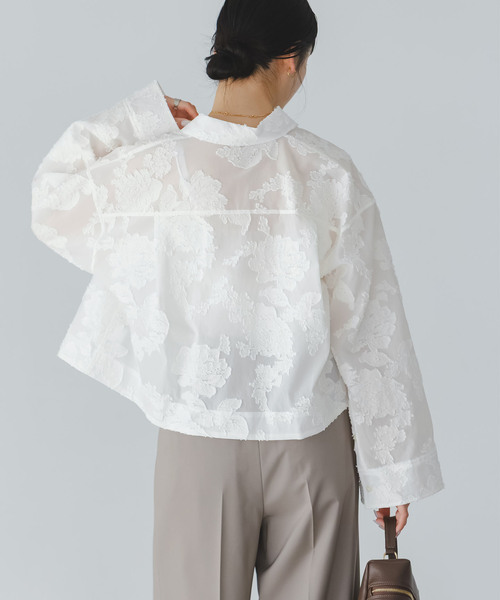 Noble（ノーブル）の「フラワージャガードショートシャツ（シャツ/ブラウス・レディース・ホワイト/サックスブルー・FREE）」の10枚目の写真