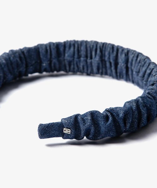 ALEXANDRE DE PARIS(アレクサンドルドゥパリ)の「ALEXANDRE DE PARIS TIMELESS LE DENIM ARIELLE SERRE TETE 25MM アレクサンドル ドゥ パリ デニム カチューシャ(カチューシャ・レディース・ネイビー系1・FREE)」の5枚目の写真