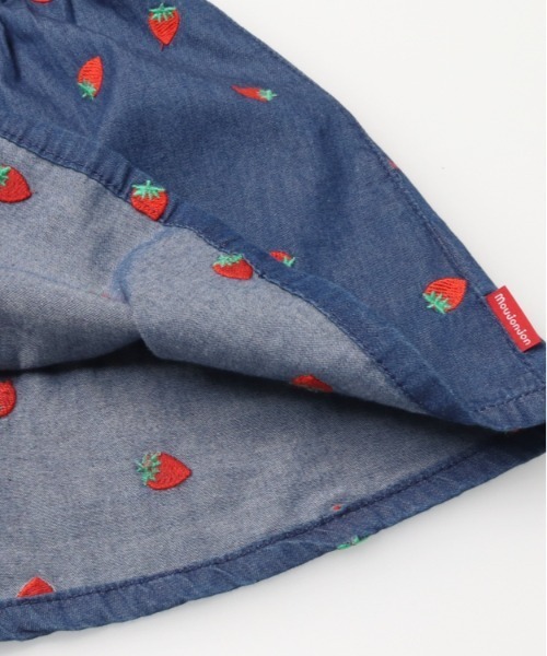 Moujonjon（ムージョンジョン）の「いちご刺繍デニムジャンパースカート（ジャンパースカート・キッズ・ネイビー・90/100/110/120/130/140）」の6枚目の写真