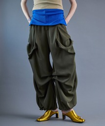 OMMO パンツ　カーキ OMMO｜オーエムエムオー（レディース）のその他パンツ（グリーン