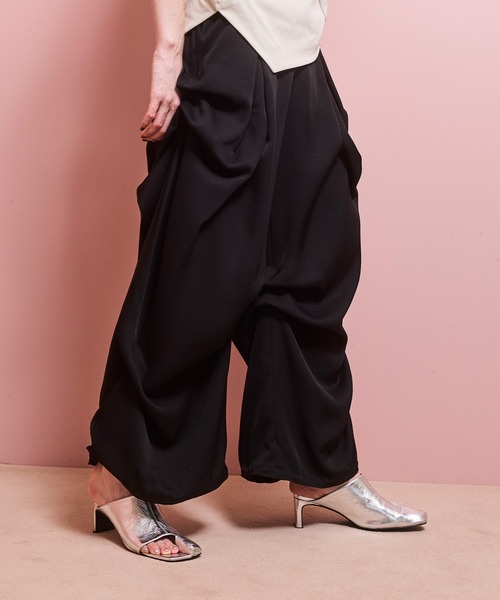 DLAPE TUCK PT（その他パンツ）｜OMMO（オーエムエムオー）の