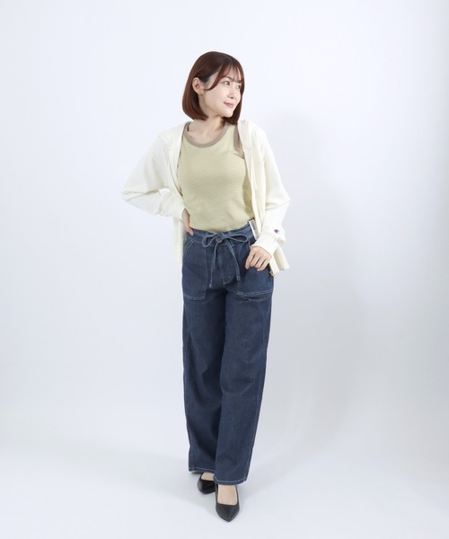 Champion(チャンピオン)の「Champion(チャンピオン)ベーシック ジップアップスウェットパーカー/レディース(パーカー・レディース・オフホワイト/ネイビー/アッシュグレー/レッド系/ブラック・L/M/XL)」の17枚目の写真