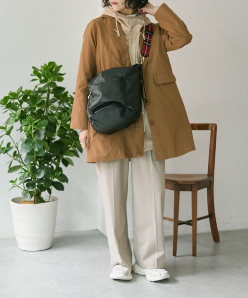 ear PAPILLONNER（イアパピヨネ）の「アウトポケット巾着ショルダーバッグ（ショルダーバッグ・レディース・ブラック/ブルー系その他・FREE）」の17枚目の写真