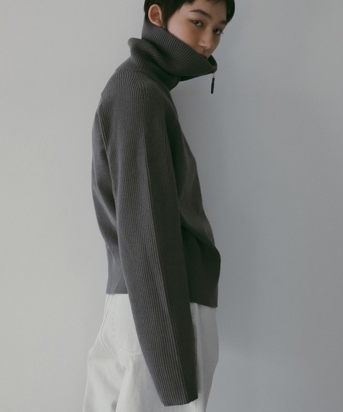 anuke（アンヌーク）の「Zip Rib Knit（ニット/セーター・レディース・アイボリー/グレー・FREE）」の6枚目の写真