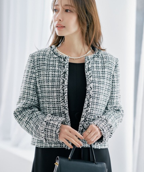 COHINA(コヒナ)の「ミックスツイードジャケット 【低身長・小柄女性】(ノーカラージャケット・レディース・ホワイト/ネイビー/ブラック・S/XS)」の2枚目の写真